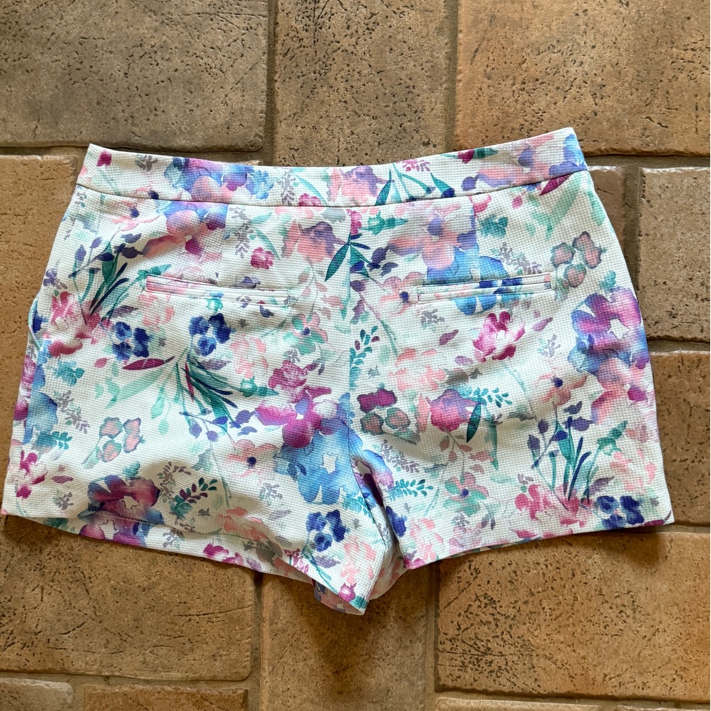Forever 21 Multicolor Floral Shorts - Picture 3 of 3
